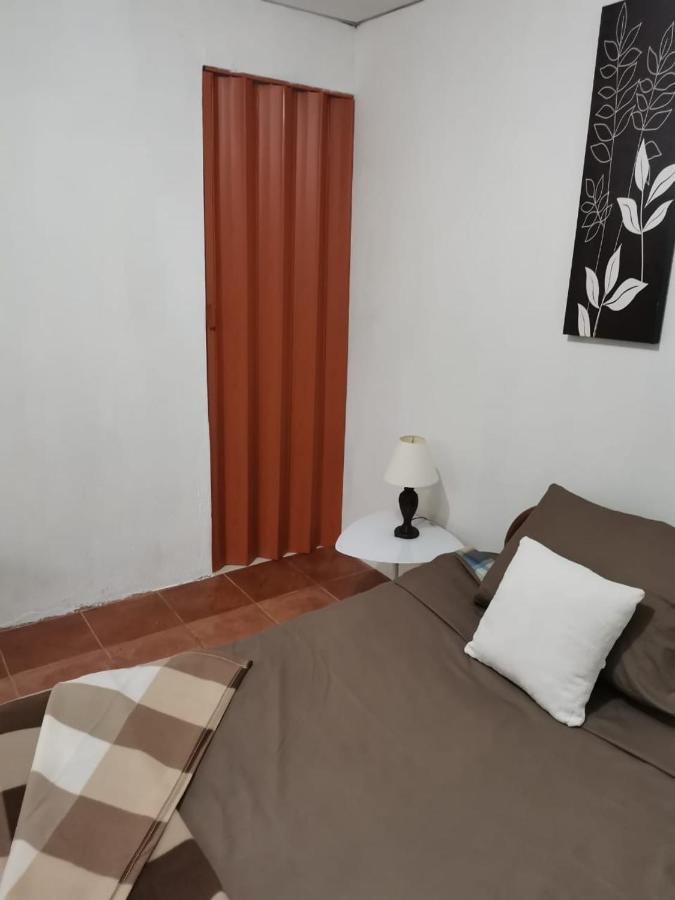 Casa Familiar La Arboleda Apartamento Guatemala City Exterior foto